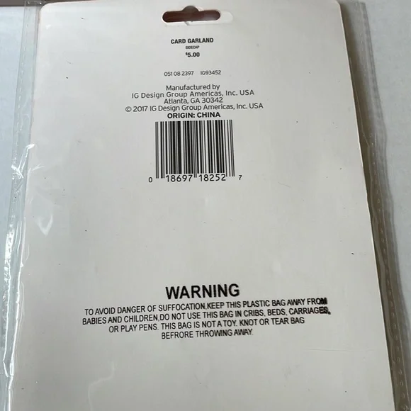 Holiday Card Clips and Ribbon New in Package - Picture 5 of 6